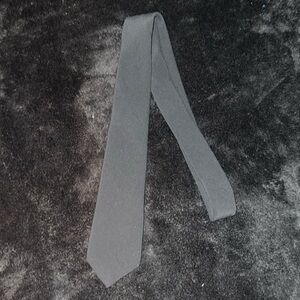 Gucci Black tie. Brand new.